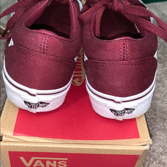 Vans - Picture 4 of 5